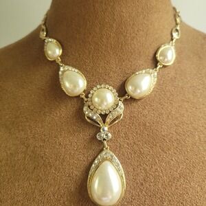 Vintage Style Gold Faux Pearl Crystal Teardrop Statement Necklace 16-19" Regency